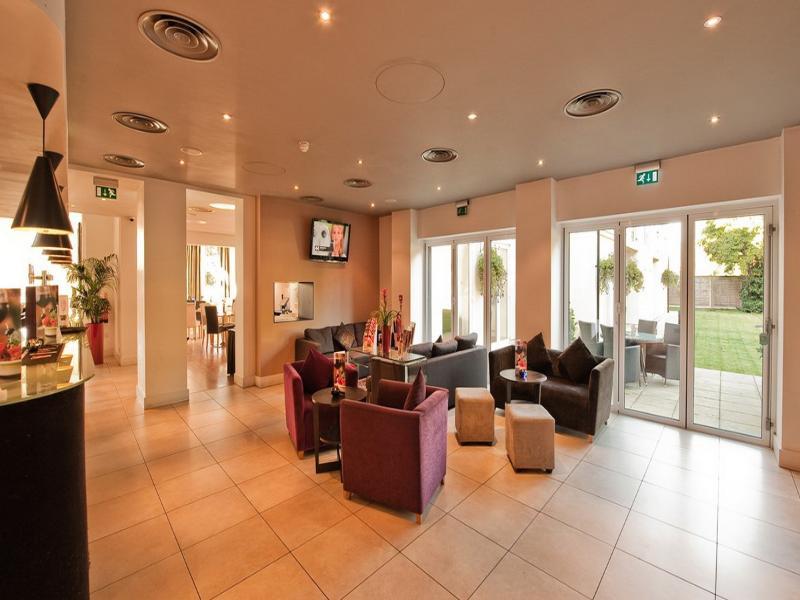 Stanwell Hotel By Mercure מראה חיצוני תמונה
