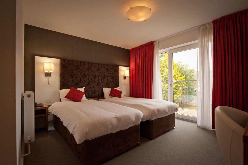 Stanwell Hotel By Mercure מראה חיצוני תמונה