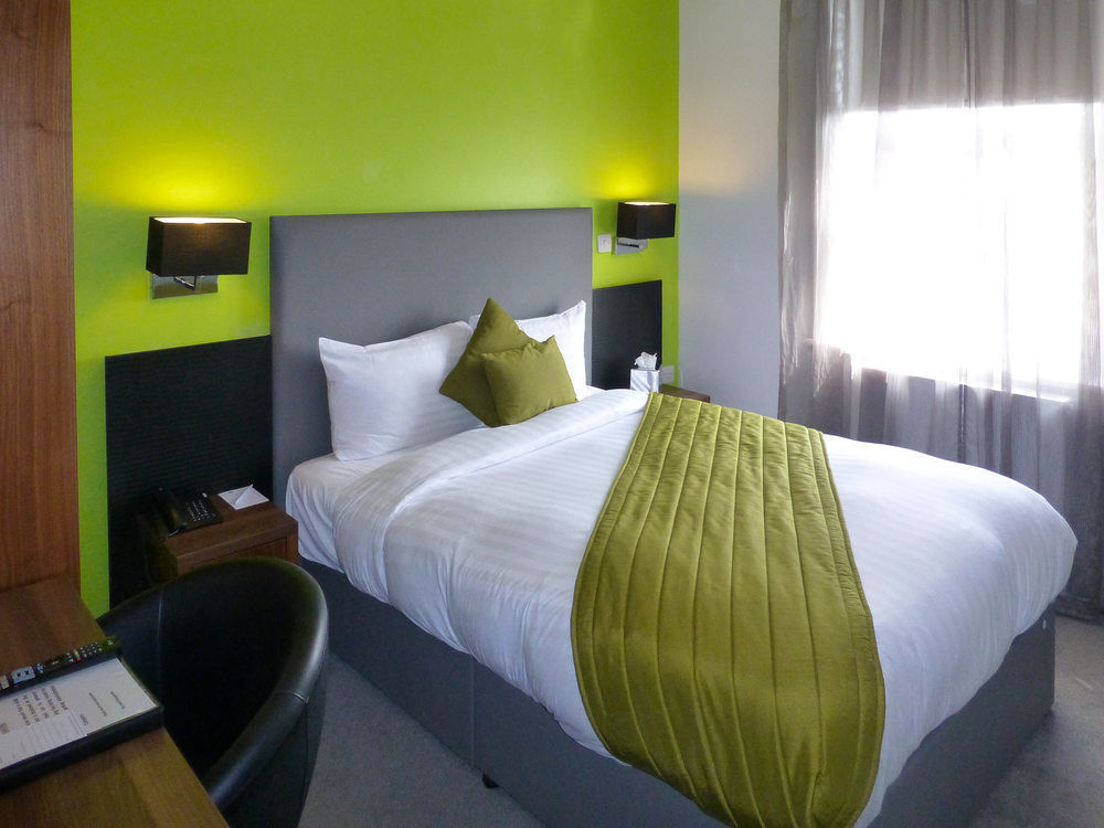 Stanwell Hotel By Mercure מראה חיצוני תמונה