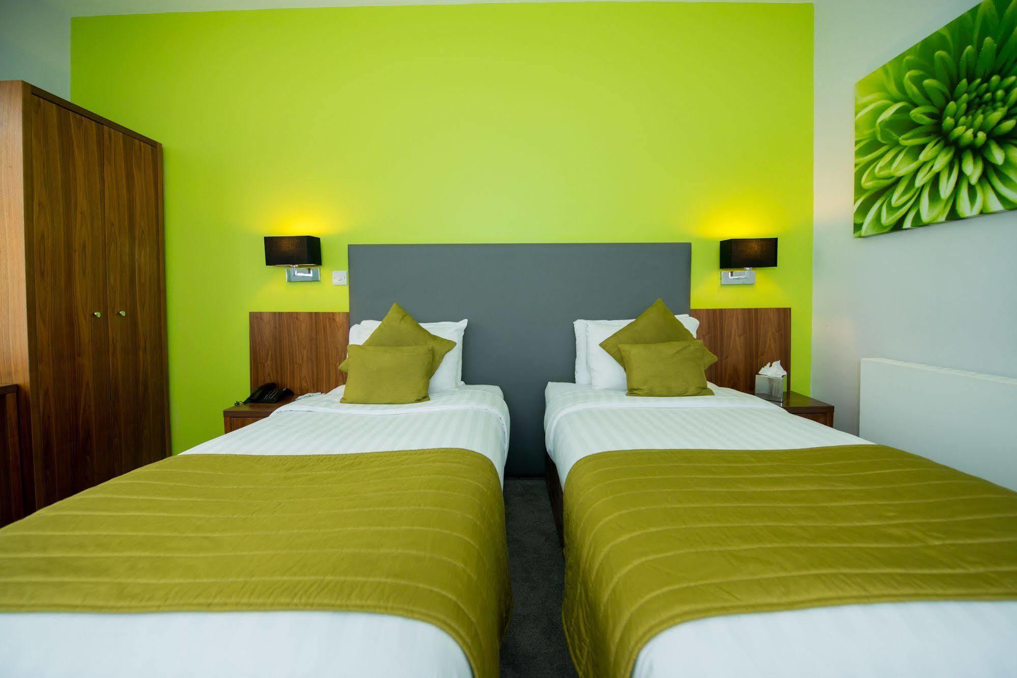 Stanwell Hotel By Mercure מראה חיצוני תמונה