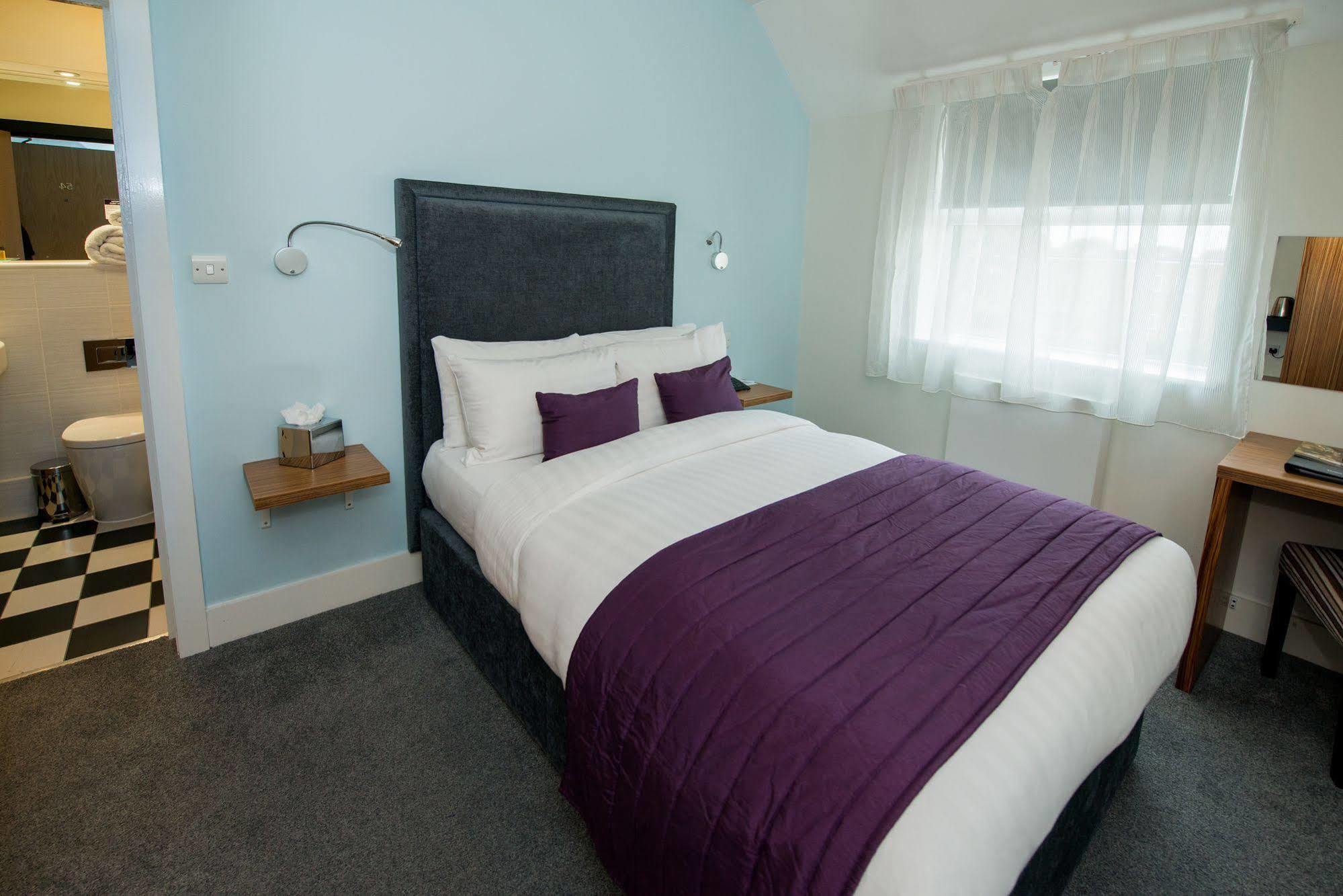 Stanwell Hotel By Mercure מראה חיצוני תמונה